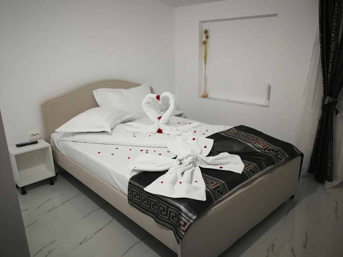 White House Hotel Alexandria Bagian luar foto