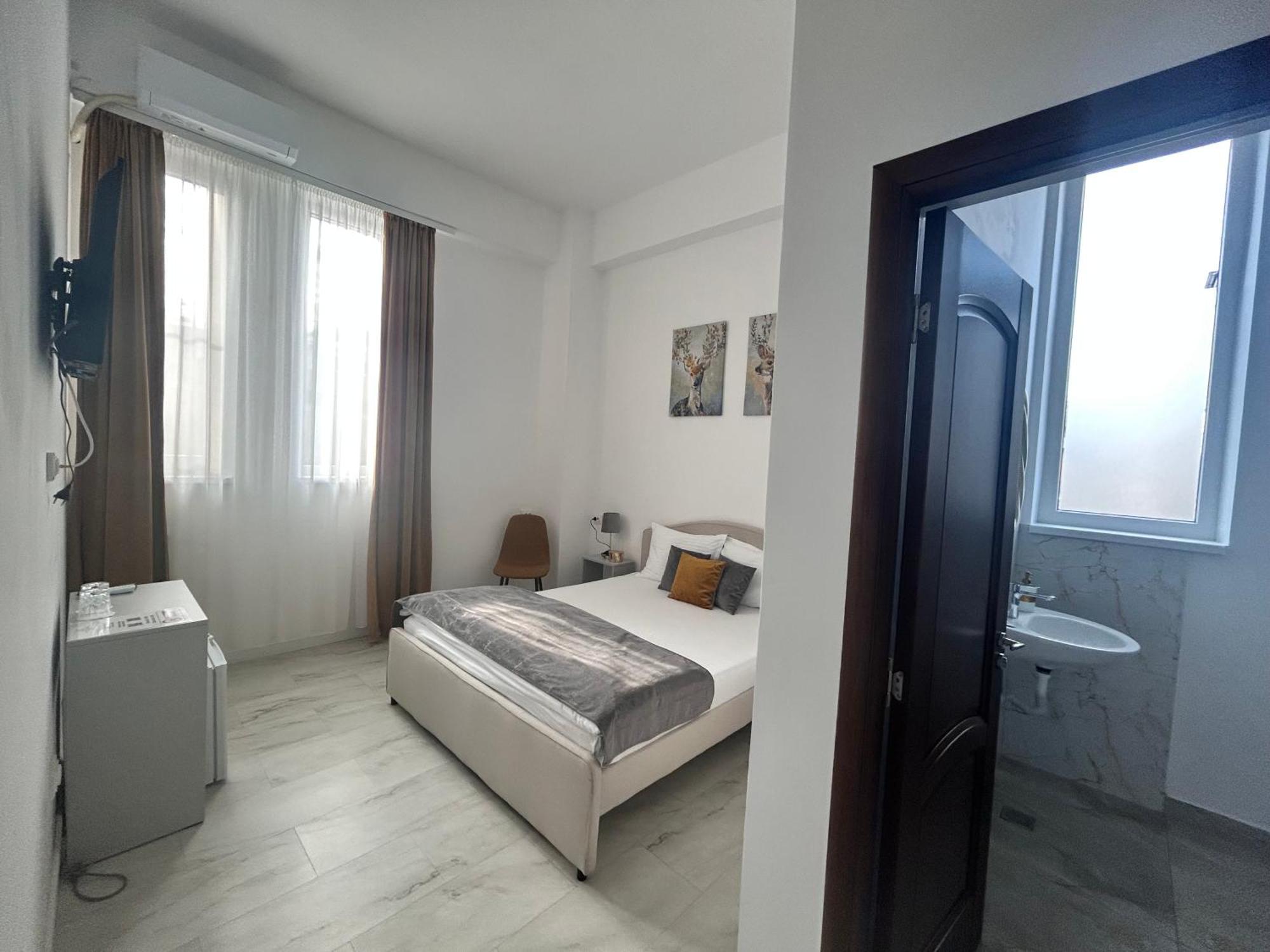 White House Hotel Alexandria Bagian luar foto